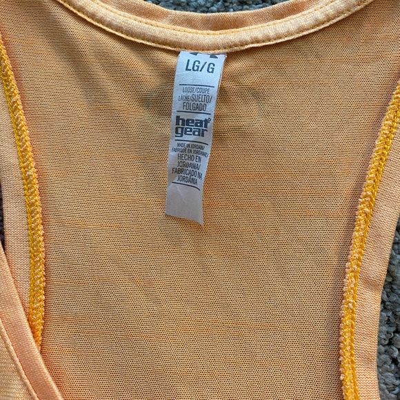 Under Armour Workout Tank Top - Picture 2 of 2